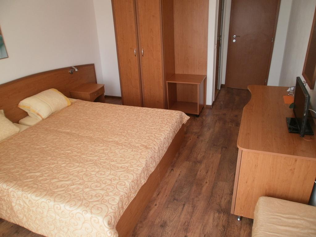 Europa Guest House Китен Номер фото