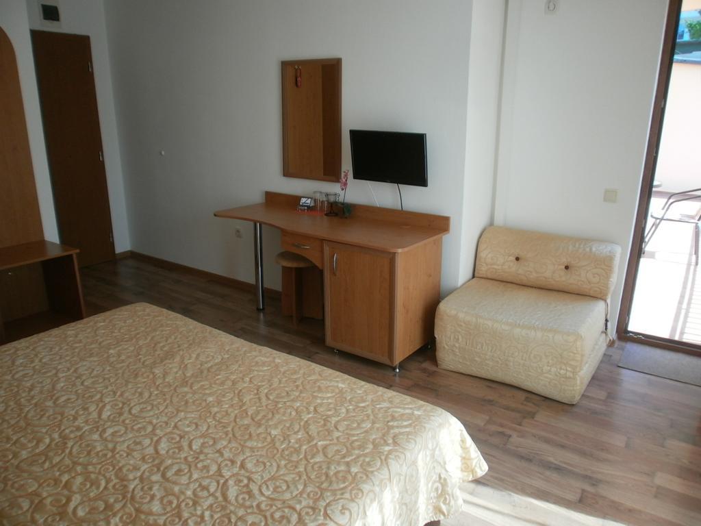 Europa Guest House Китен Номер фото